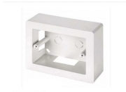 Scatola parete 3P da 120x83x45 Avorio: protezione IP40 per una soluzione di stoccaggio sicura ed elegante