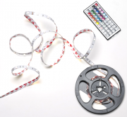 STRISCIA ADESIVA 150LED 5MT MULTICOL RGB INT/EST C/TELEC MAURER-BLISTER